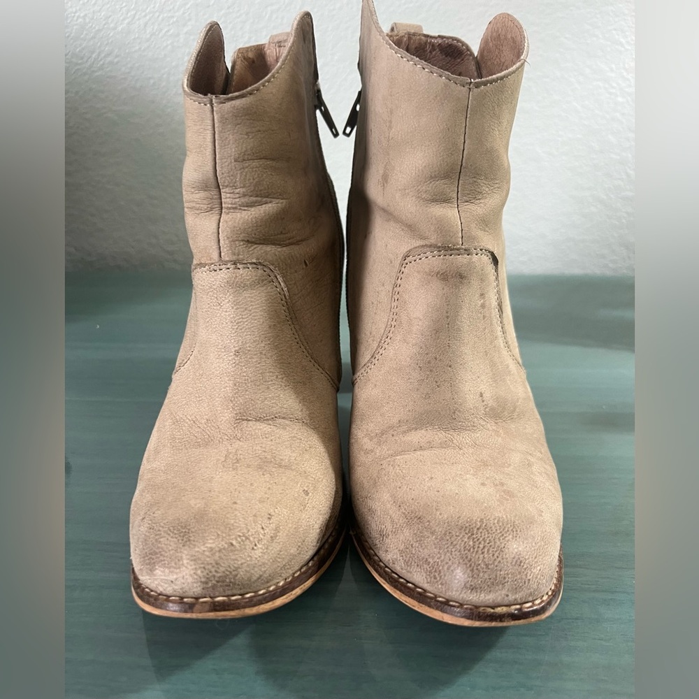 Rebels Gray Leather Booties with Wooden Heel